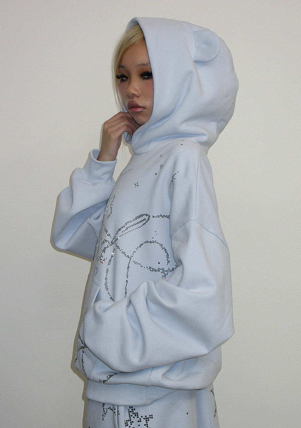 DREAMER RHINESTONE TEDDY PULLOVER HOODIE BABY BLUE